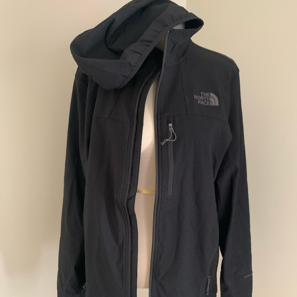 Men’s North Face zip up jacket